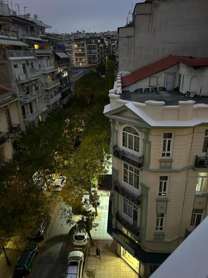 Skg Central Deluxe Studios Tesalonika Bagian luar foto
